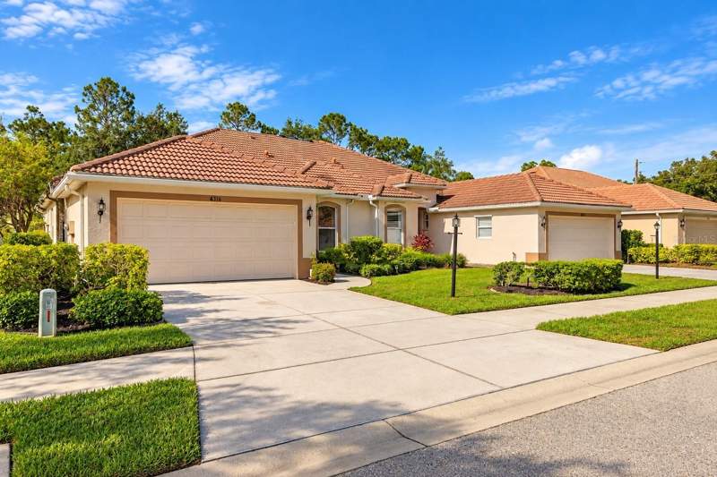 2 bedroom Villa at 4316 Callista Lane, Callista Village, Sarasota — photo 2