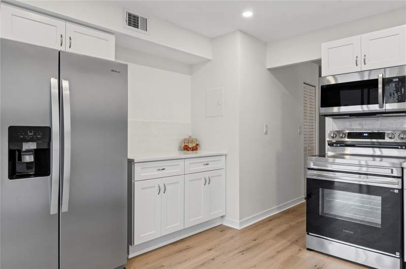 2 bedroom Condominium at 4895 Bay Street #109, Winston Park Northeast, St Petersburg — photo 3