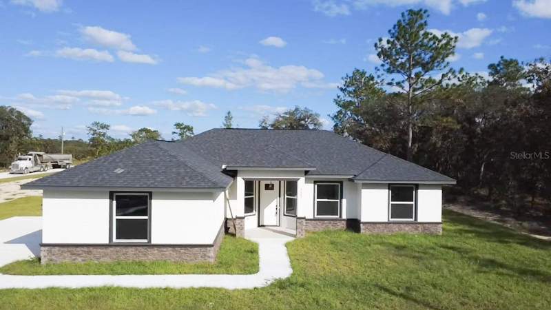 4 bedroom Single Family Residence at 9483 SW 121st Terrace, Rolling Hills Un 1, Dunnellon — photo 2