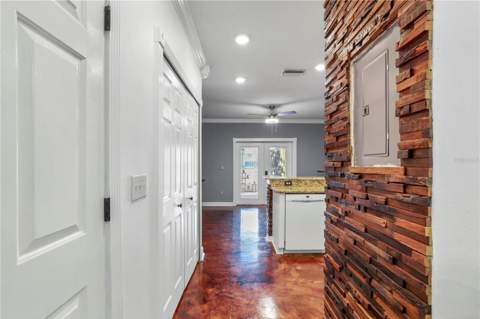 6130 Osprey Lake Circle, Riverview FL - photo 9 of 43