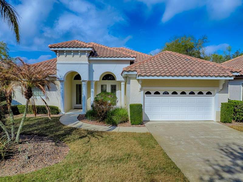 4 bedroom Single Family Residence at 9926 Santa Barbara Court, Las Colinas Ph I Sub, Howey In The Hills — photo 3