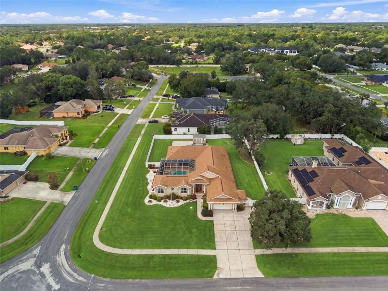5 bedroom Single Family Residence at 12061 Sapphire Drive, Padrons West Linden Estates, Spring Hill — photo 3