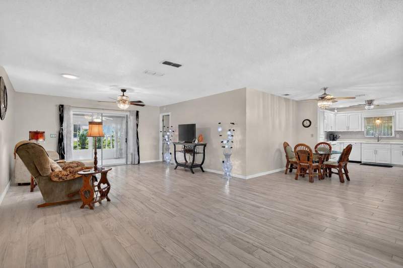 3 bedroom Single Family Residence at 10403 SE 177th Place, Spruce Creek South, Summerfield — photo 5