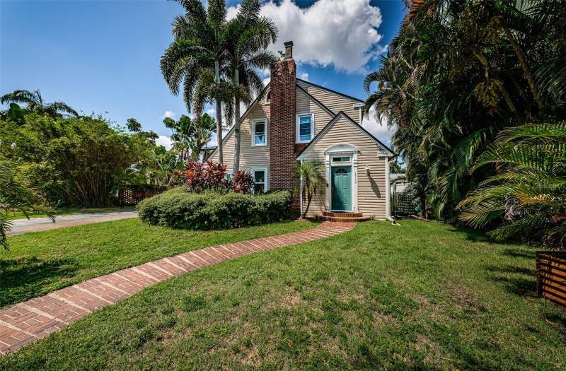 4 bedroom Single Family Residence at 3730 FOSTER HILL DRIVE, ALLENDALE TERRACE BLKS A-B-1-2-3-4-5-6, ST PETERSBURG — photo 4