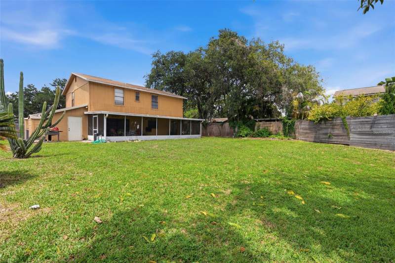4 bedroom Single Family Residence at 15806 Pennington Road, Country Place West Unit I, Tampa — photo 5