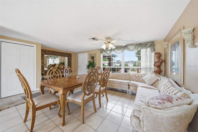 3 bedroom Single Family Residence at 7140 Rockwood Drive, Regency Park, Port Richey — photo 4
