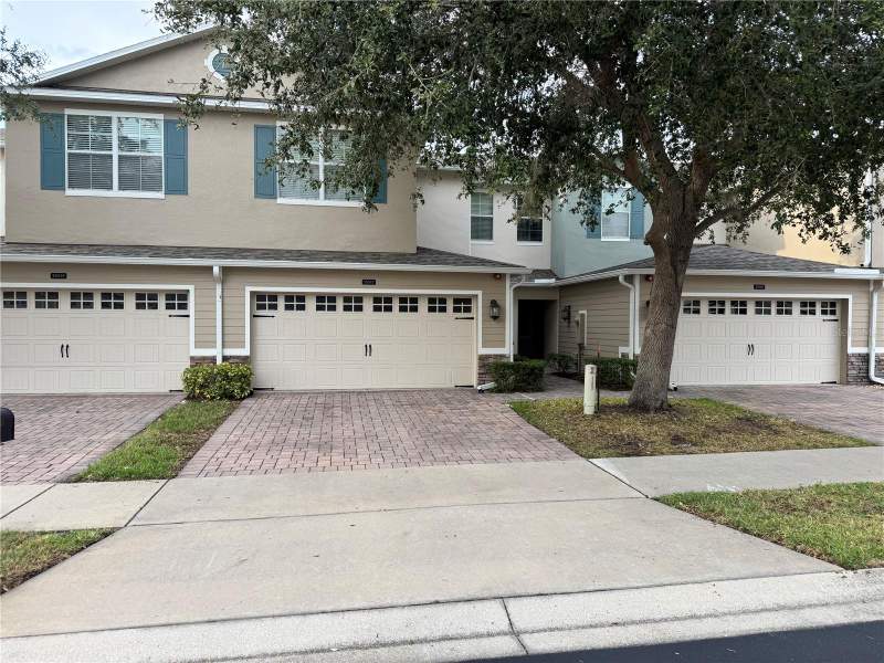 15511 CAMPDEN STREET home for sale in Stoneybrook West