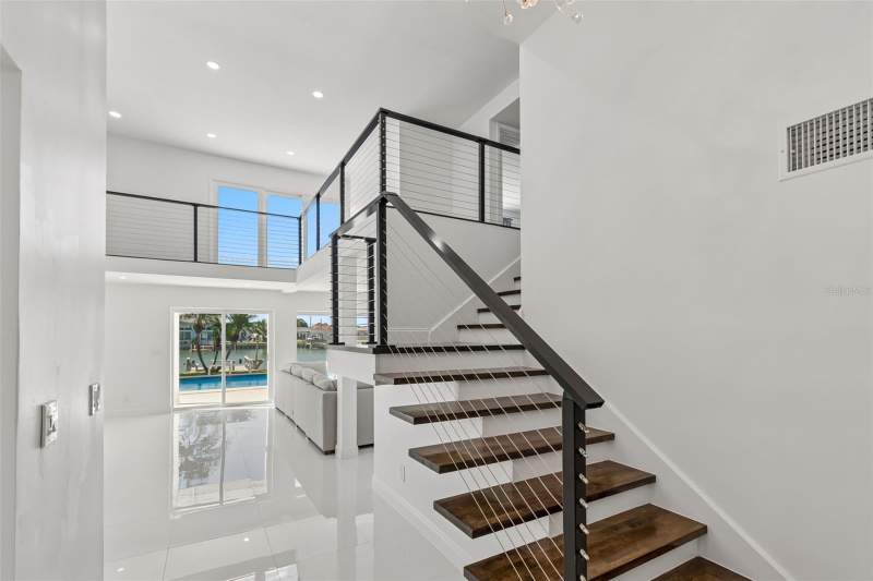 4 bedroom Single Family Residence at 775 Capri Boulevard, Capri Isle, Treasure Island — photo 5
