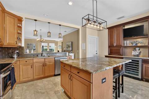 5518 Luminar Pointe Lane, Apollo Beach FL - photo 20 of 77