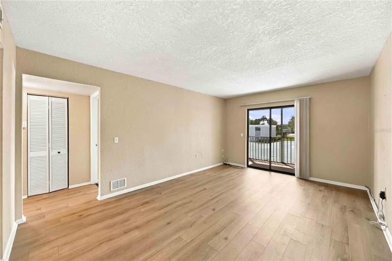 2 bedroom Condominium at 5310 26th St W #504, Garden Walk Condominium Phase I, Bradenton — photo 5