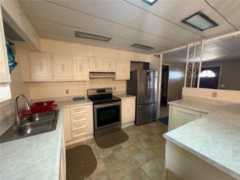 1018 Southland Drive, Tavares FL - photo 17 of 67
