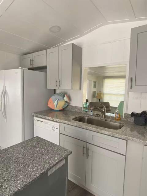 5247 Alpaca Drive, Weeki Wachee FL - photo 6 of 21