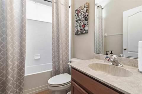 408 Durham Shore Court, Apollo Beach FL - photo 19 of 49