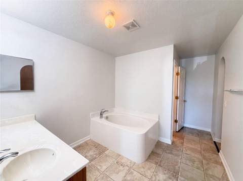 5604 Royal Hills Drive, Winter Haven FL - photo 19 of 26