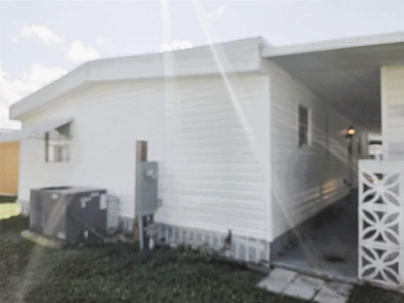 2 bedroom Manufactured Home at 3309 Oakwood Boulevard, Oakwood Manor, Sarasota — photo 5