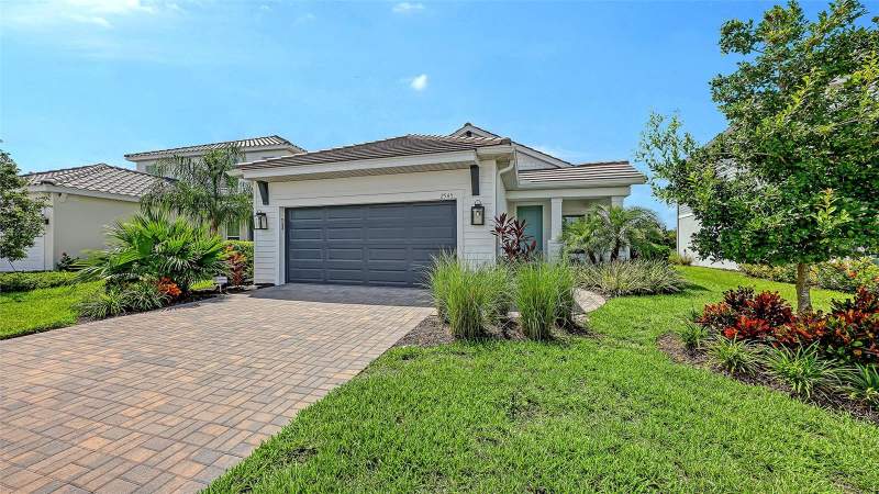 3 bedroom Single Family Residence at 2545 Star Apple Way, Windward At Lakewood Ranch, Sarasota — photo 1