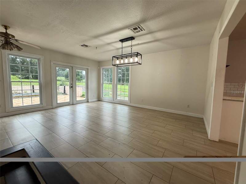 4 bedroom Single Family Residence at 36146 Browning Road, Dade City, Dade City — photo 4