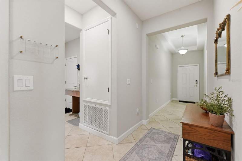 4 bedroom Single Family Residence at 11804 Valhalla Woods Drive, Ballentrae Sub Ph 2, Riverview — photo 3