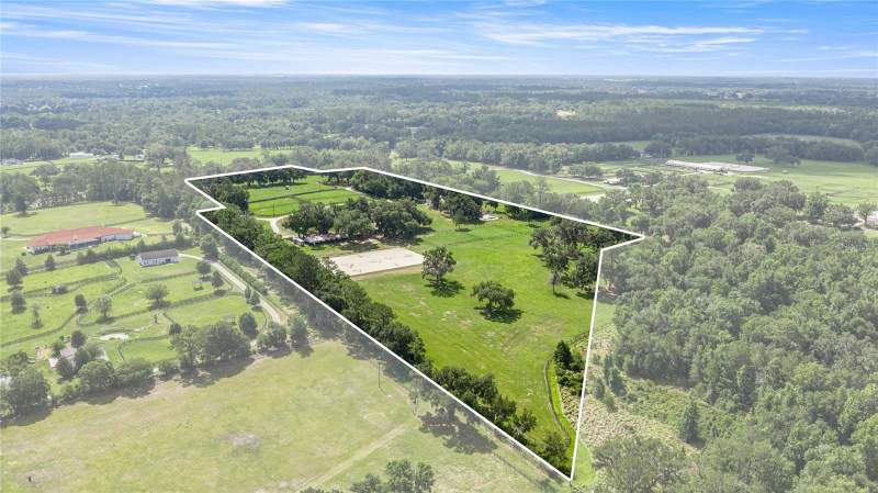 3 bedroom Farm at 12670 N US Highway 27, Ocala, Ocala — photo 3