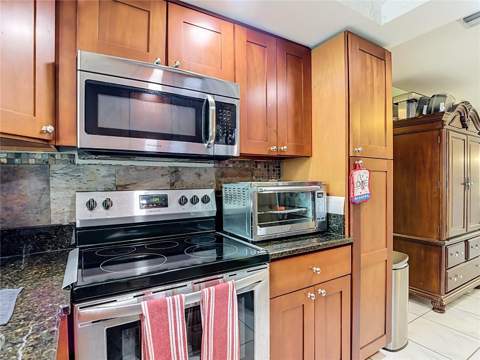 8944 Ledgestone Lane, Port Richey FL - photo 15 of 39