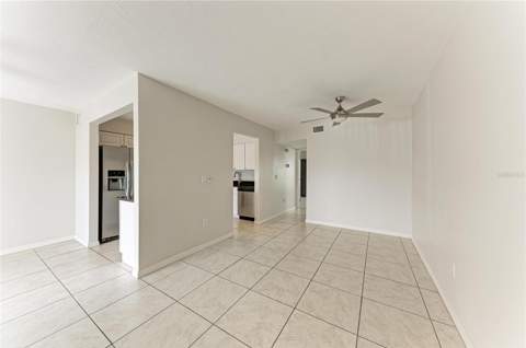 7304 W Country Club Drive #115, Sarasota FL - photo 16 of 53
