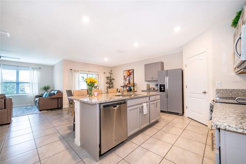 4 bedroom Single Family Residence at 1933 Bellknoll Lane, Kindred, Kissimmee — photo 3