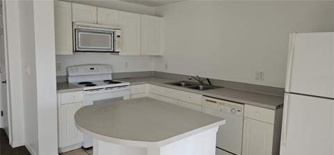 2836 Club Cortile Circle, Kissimmee FL - photo 10 of 21