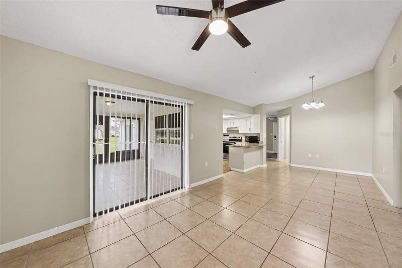 3 bedroom Single Family Residence at 8009 Pagoda Drive, Forest Oaks, Spring Hill — photo 5