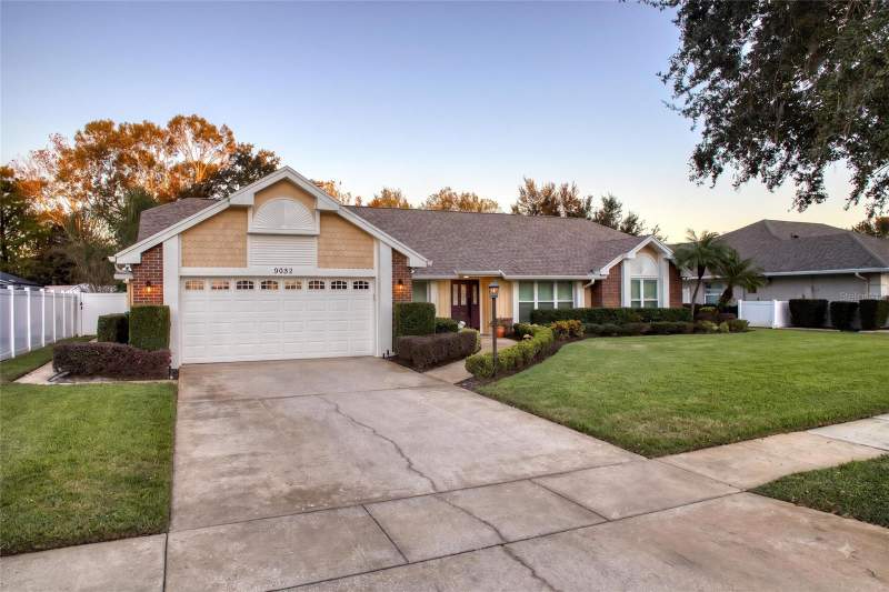 4 bedroom Single Family Residence at 9052 PALOS VERDE DRIVE, DEERWOOD, ORLANDO — photo 2