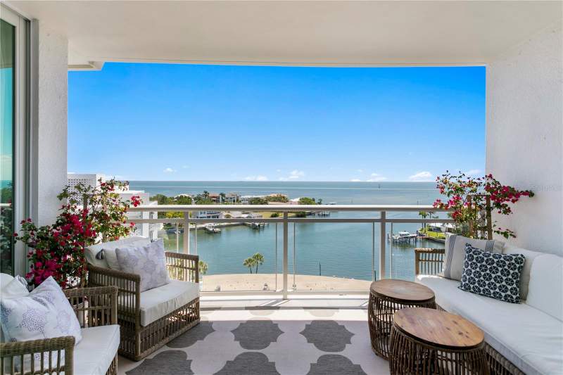 Water Club Snell Isle Condo