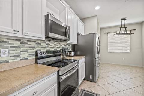 8521 Southern Charm Circle, Brooksville FL - photo 12 of 44