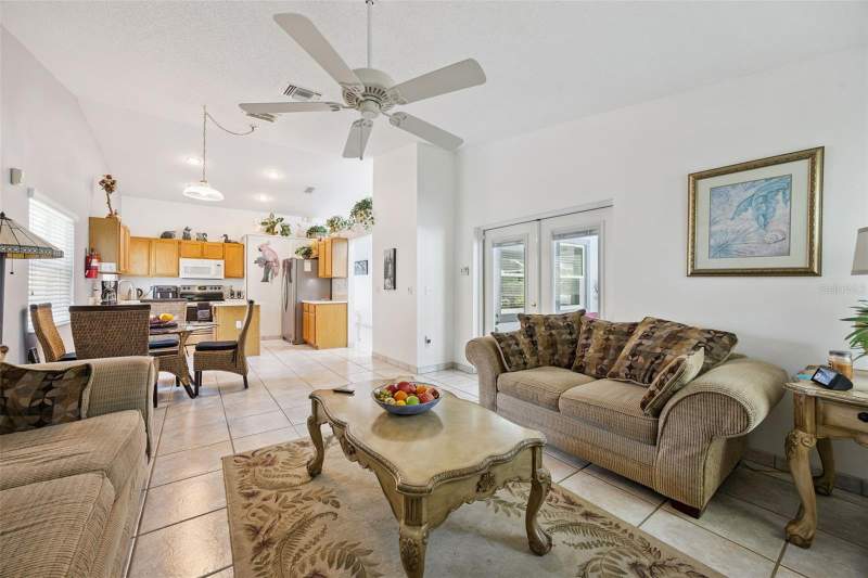 4 bedroom Single Family Residence at 2948 Pembridge Street, Lindfields Unit 3, Kissimmee — photo 4