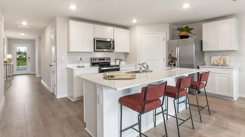 4 bedroom Single Family Residence at 17321 Whiskey Creek Trail, Rye Crossing, Parrish — photo 3