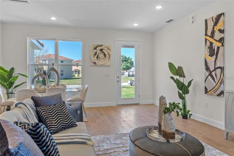 4 bedroom Single Family Residence at 409 Cinnamon Drive, Poinciana Nbrhd 03 South Village 07, Poinciana — photo 5