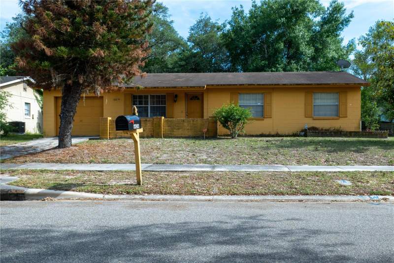 6424 SWALLOW HILL DRIVE home for sale in Breezewood