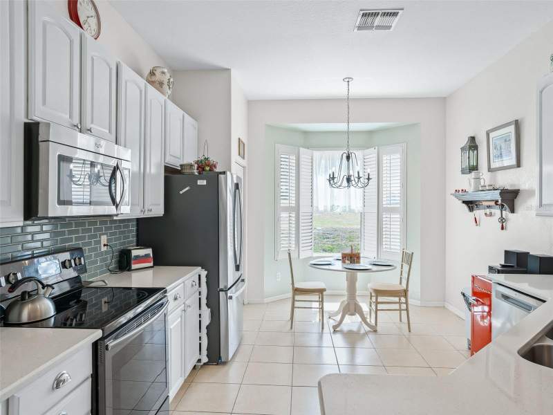 3 bedroom Single Family Residence at 11900 SE 178th Street, Stonecrest, Summerfield — photo 5