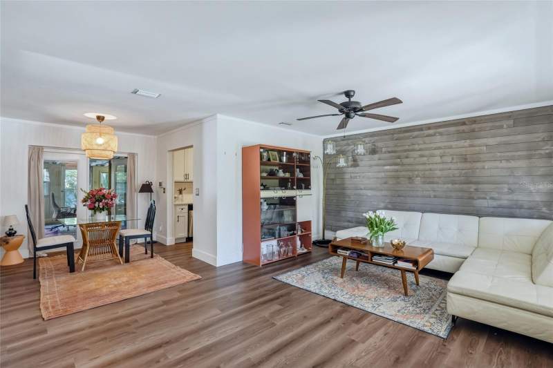 3 bedroom Single Family Residence at 220 45th Avenue, Bayou Bonita Sec B, St Petersburg — photo 3