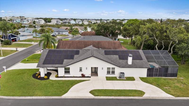 3 bedroom Single Family Residence at 4510 Rickover Court, Gulf Harbors Woodlands, New Port Richey — photo 2