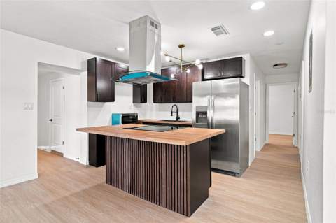 4009 E Powhatan Avenue, Tampa FL - photo 8 of 33