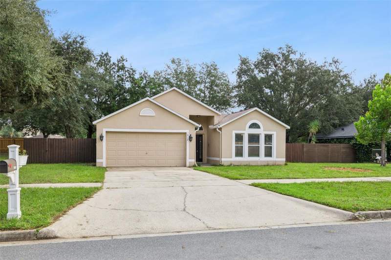 4 bedroom Single Family Residence at 1612 Muir Circle, Skyview, Clermont — photo 2