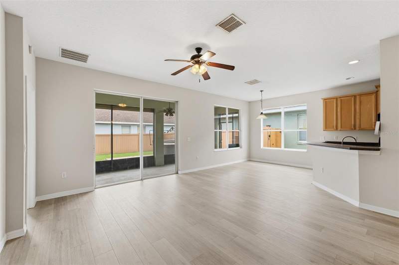 3 bedroom Single Family Residence at 185 Venetian Bay Circle, Venetian Bay, Sanford — photo 4
