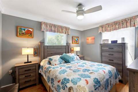 13502 Country Club Drive, Tavares FL - photo 20 of 45