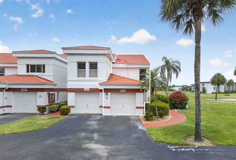 2 bedroom Villa at 1990 Leisure Drive #3, 7 Lakes Condo 01, Fort Myers — photo 3