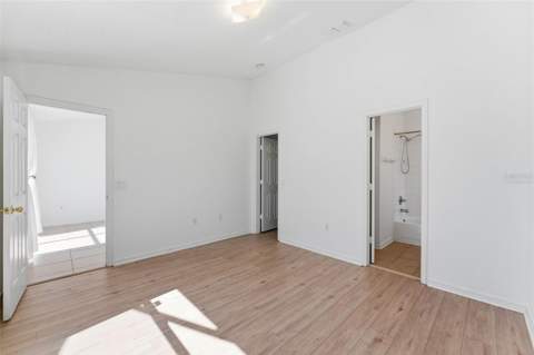 1043 Soaring Eagle Lane, Kissimmee FL - photo 24 of 64