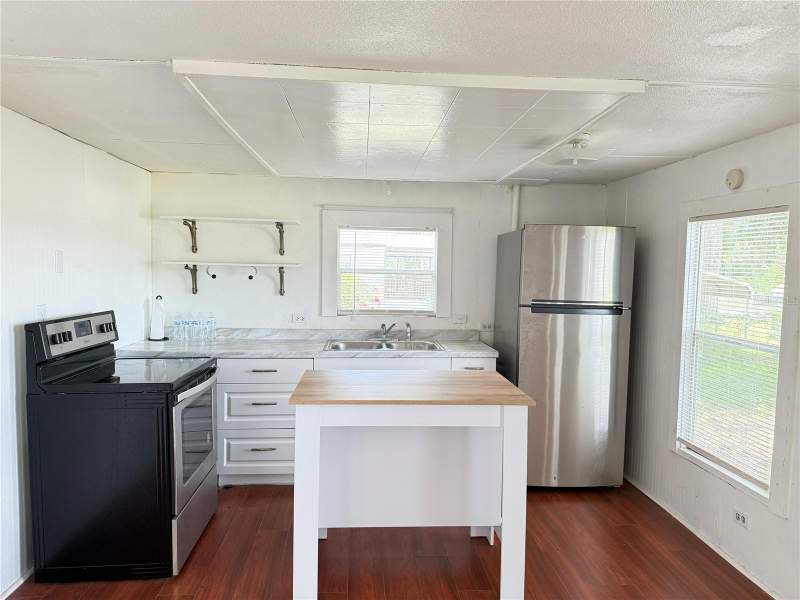 2 bedroom Mobile Home at 3545 SW 90th Street, Shady Hills Estate, Ocala — photo 5