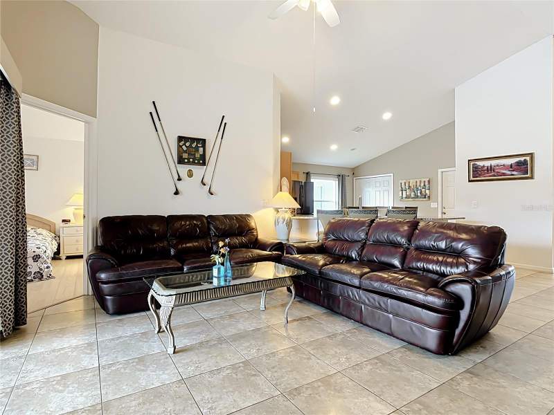 4 bedroom Single Family Residence at 604 Chadbury Way, Remington Prcl M1, Kissimmee — photo 2