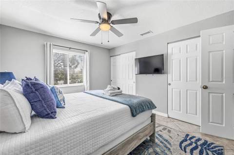 2744 Hidden Lake Boulevard #C, Sarasota FL - photo 15 of 29