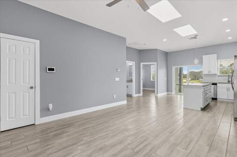 423 Vernon Court, Kissimmee FL - photo 9 of 37