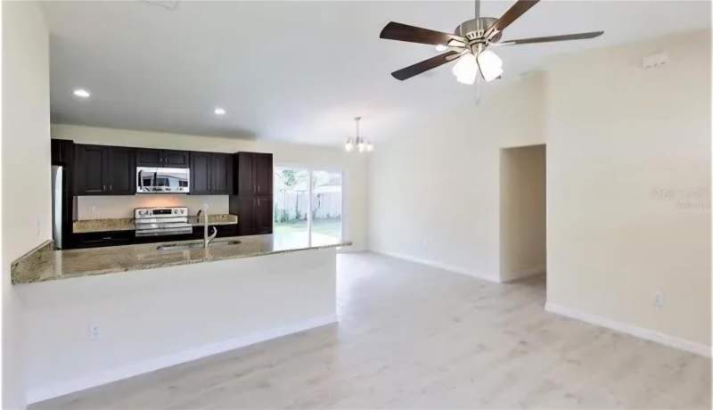 3 bedroom Single Family Residence at 16295 SW 28th Court, Marion Oaks Un 4, Ocala — photo 2