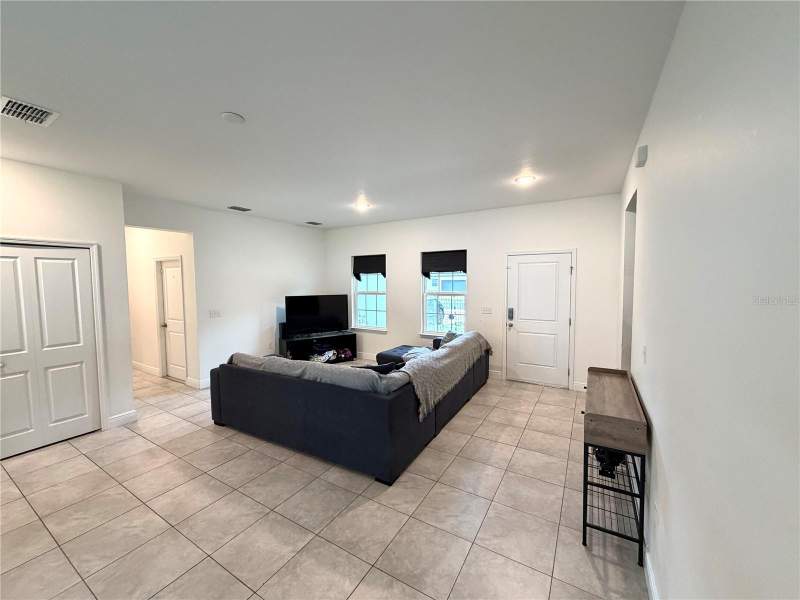 4 bedroom Single Family Residence at 835 Marion Oaks Manor, Marion Oaks, Ocala — photo 4
